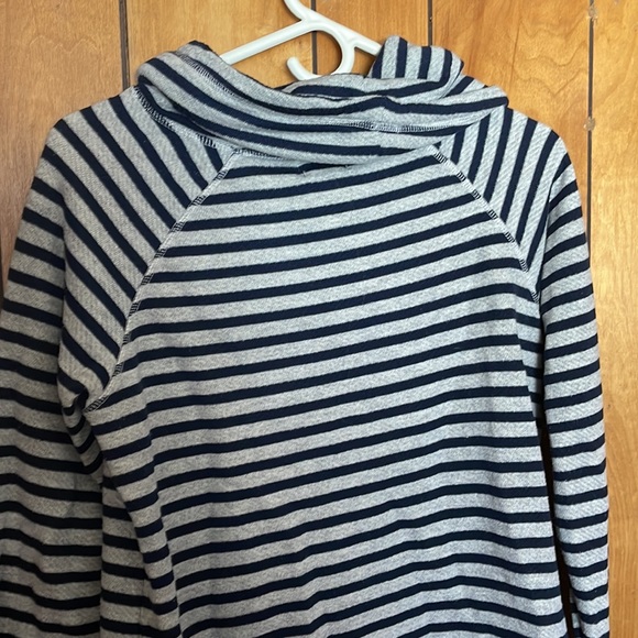Striped cowel neck sweatshirt - Picture 3 of 3